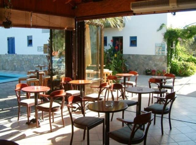 Aparthotel Anaxos Gardens Extérieur photo