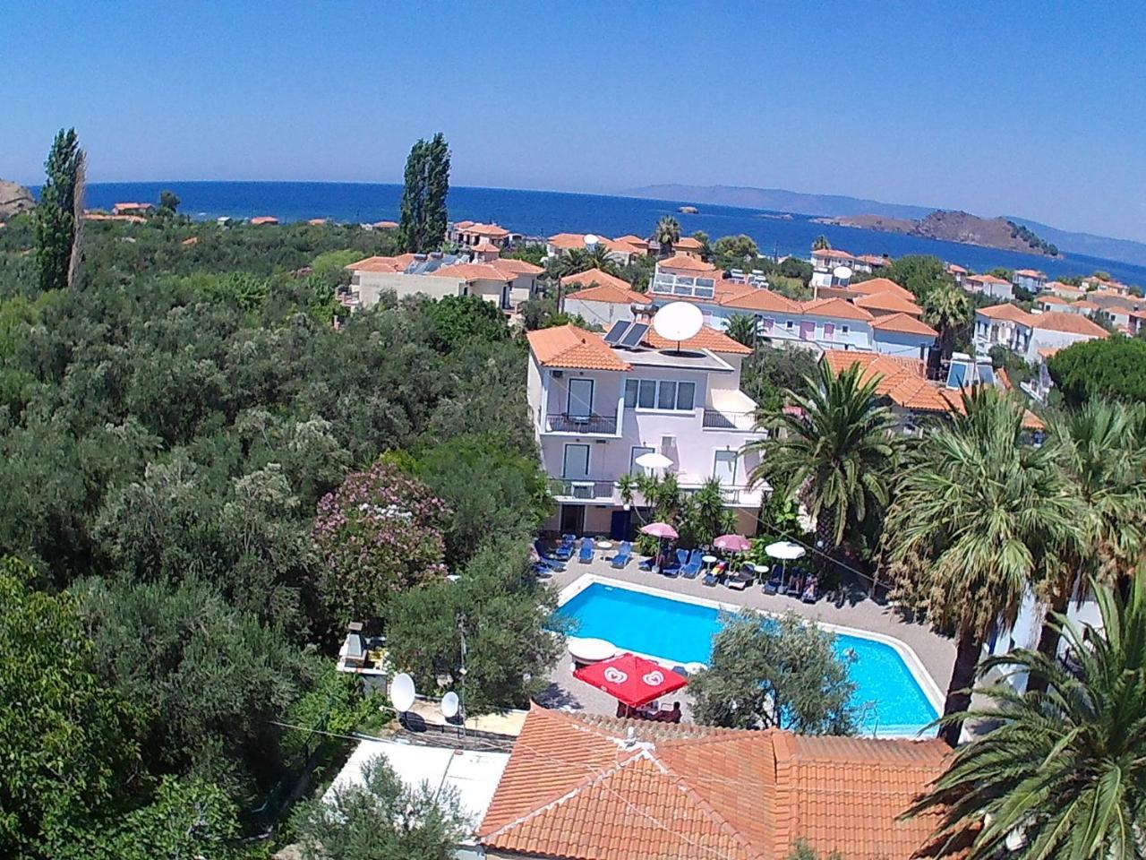Aparthotel Anaxos Gardens Extérieur photo